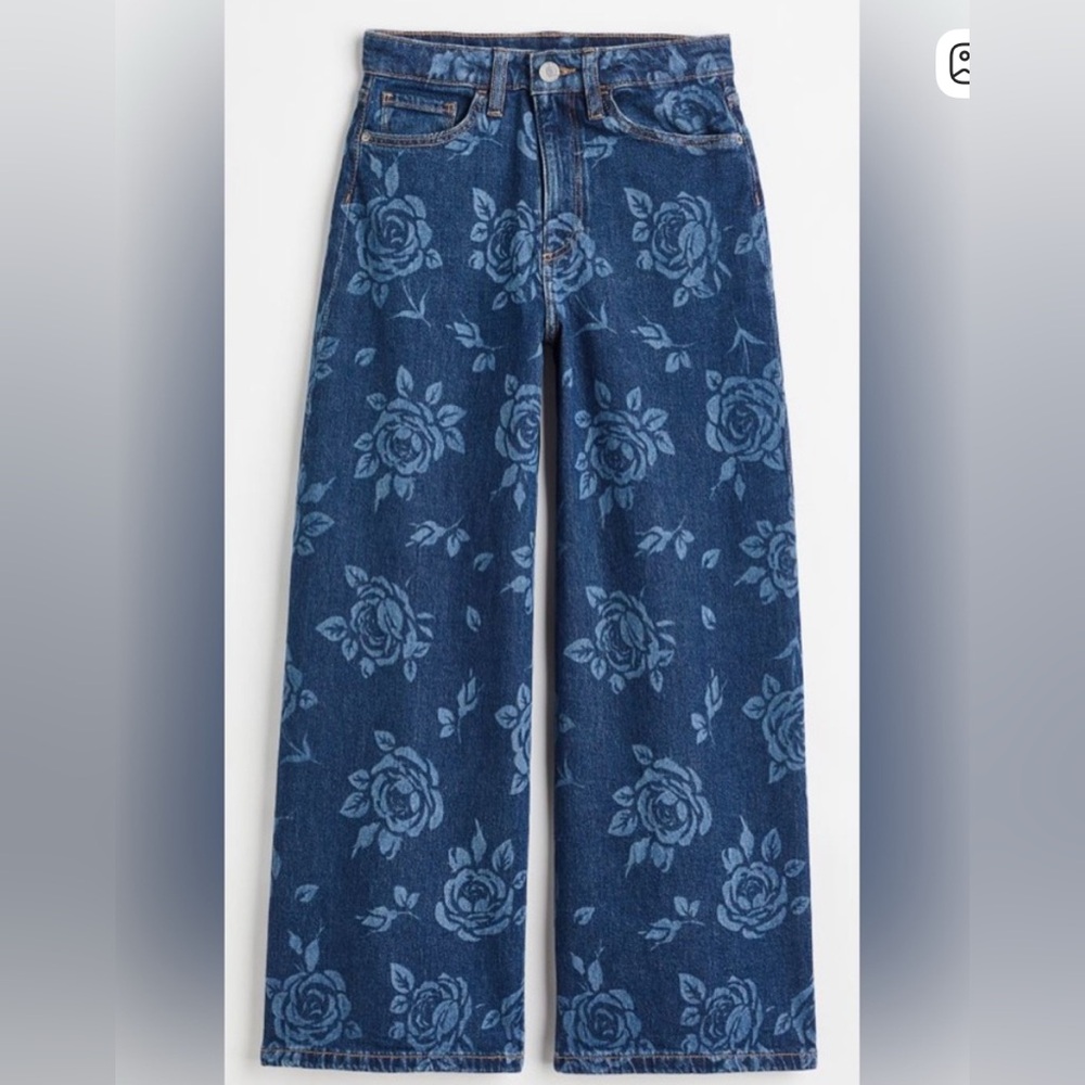 NWT H&M Comfort Stretch Wide Fit High Jeans